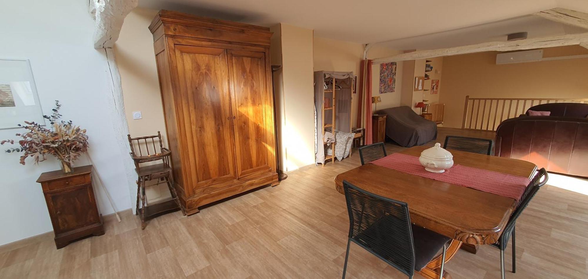 Appartement De Charme Au Coeur De نيفي المظهر الخارجي الصورة