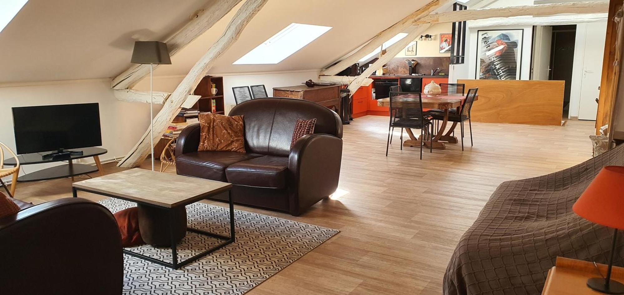Appartement De Charme Au Coeur De نيفي المظهر الخارجي الصورة